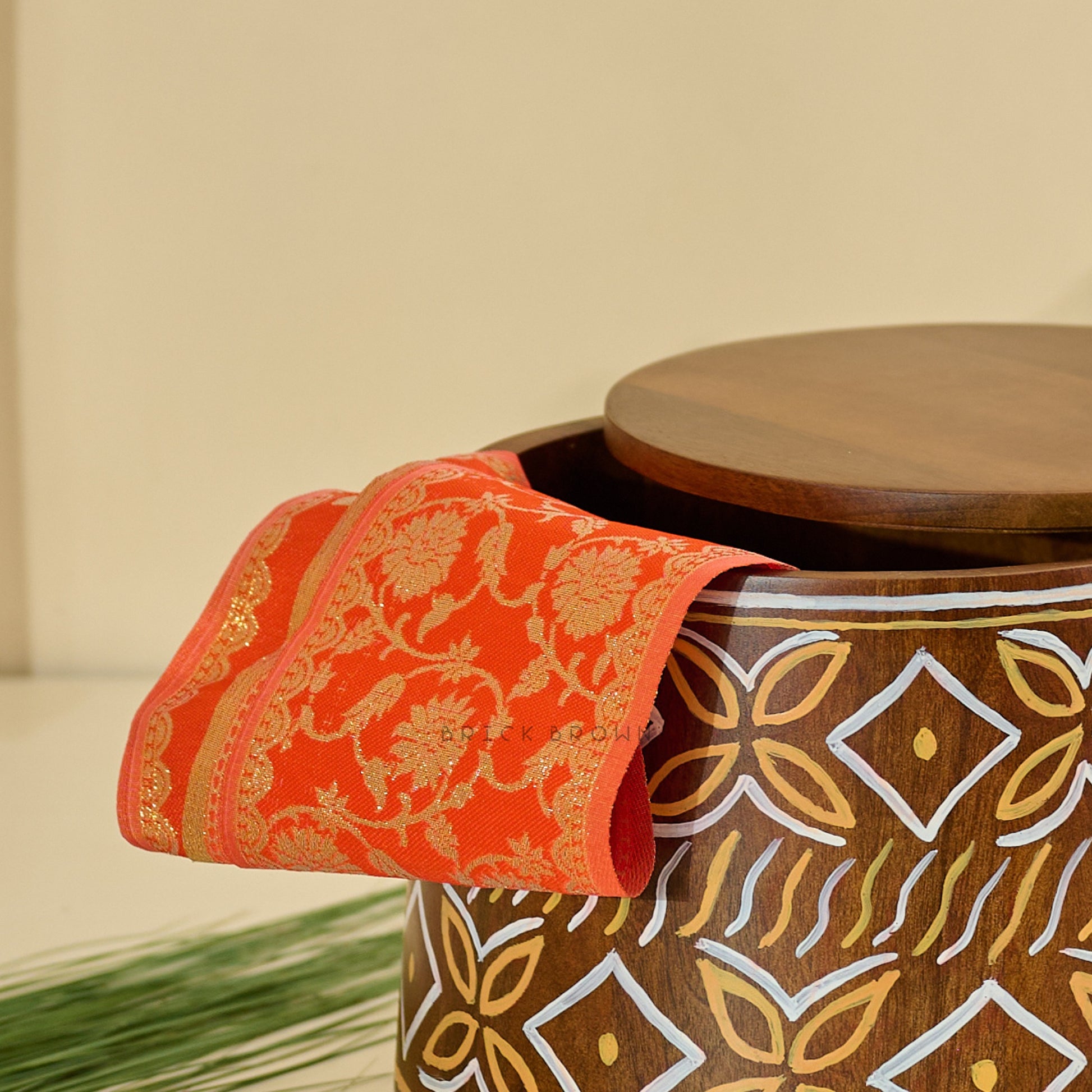 Mandira Pooja Stool