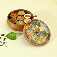 Saga Masala Box
