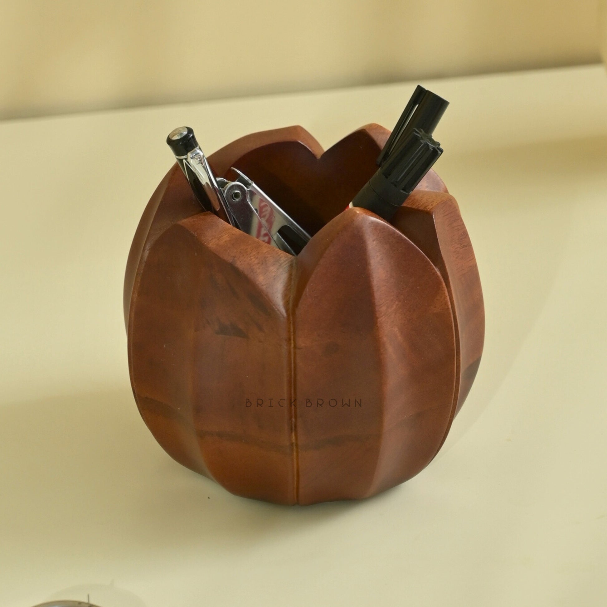 Lotus Cutlery Holder