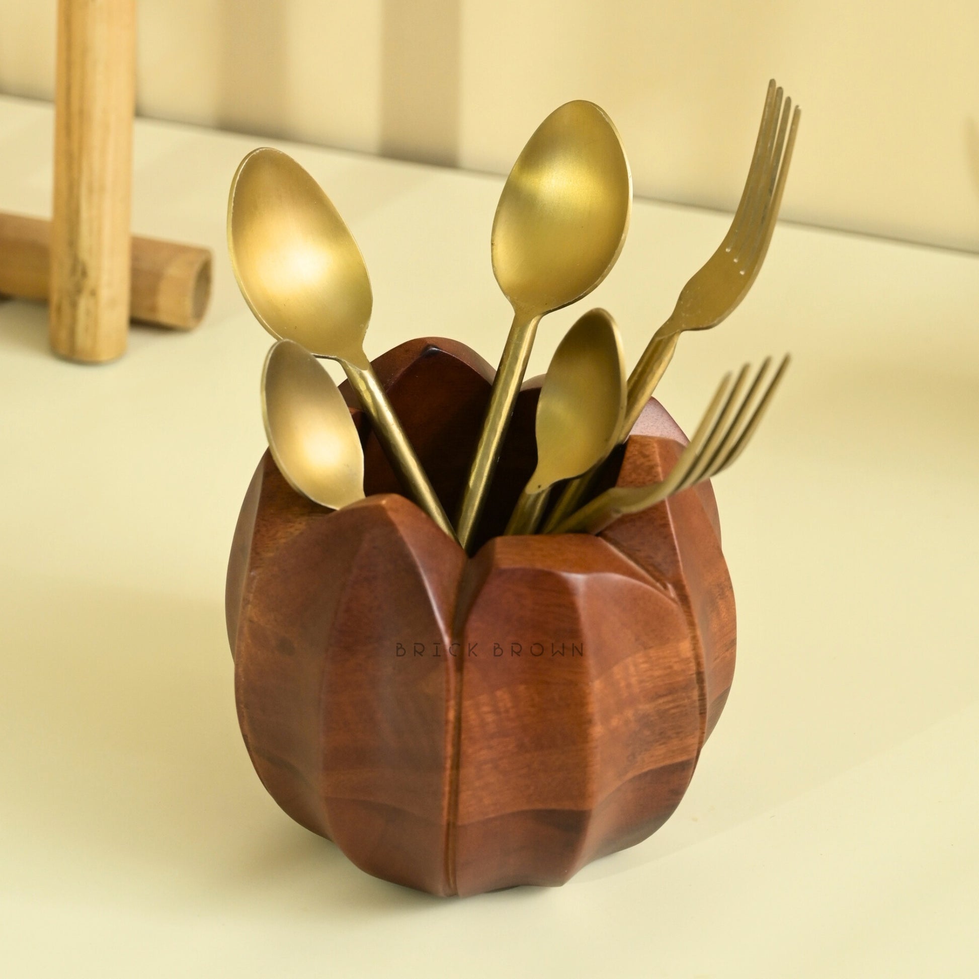 Lotus Cutlery Holder