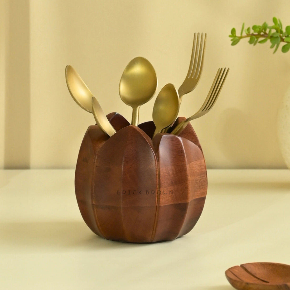 Lotus Cutlery Holder