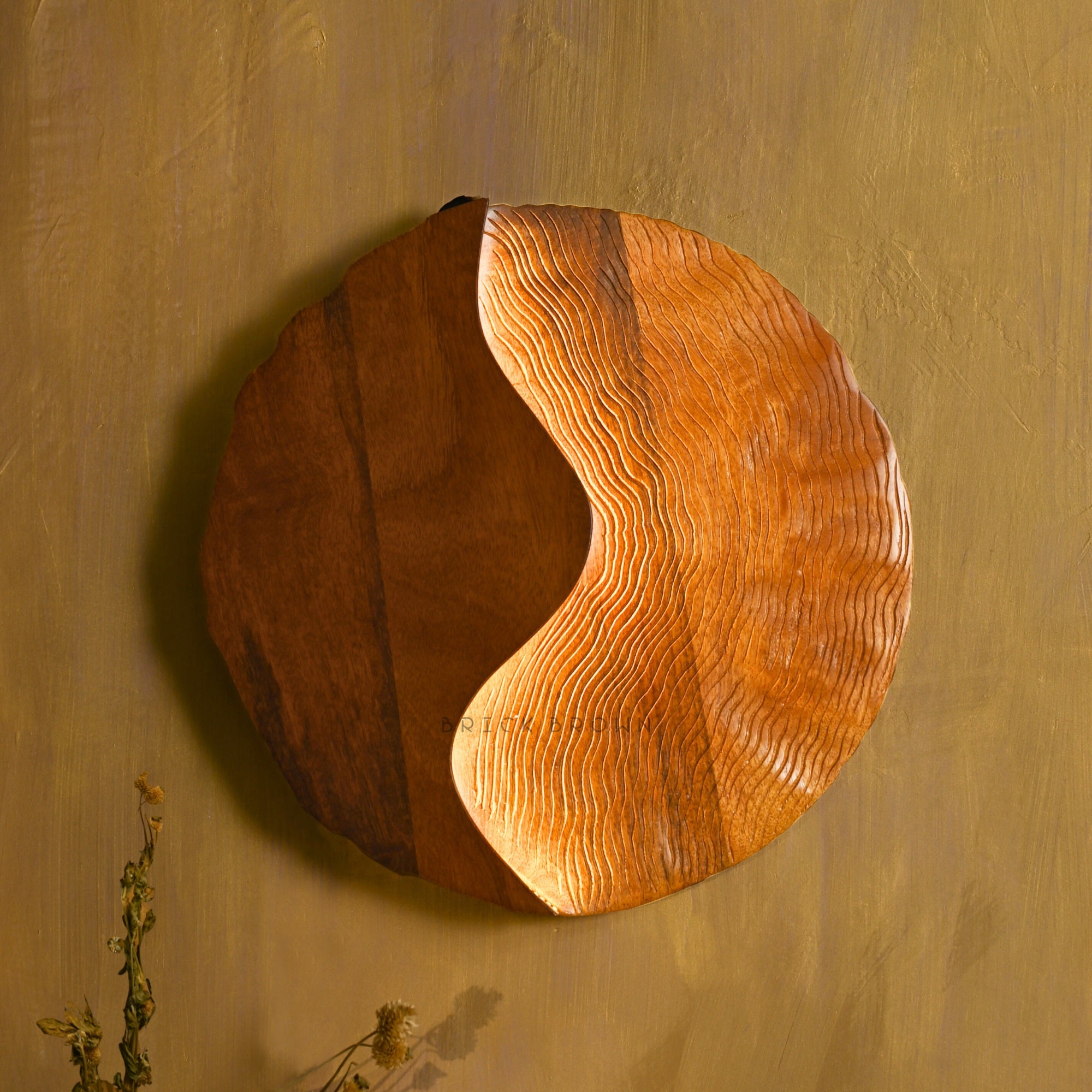 Luna Wall Light