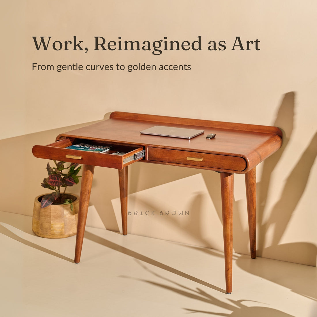 Elan Desk