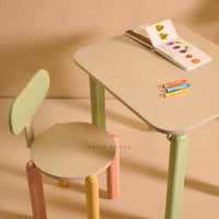 Bubblegum Desk with Chair