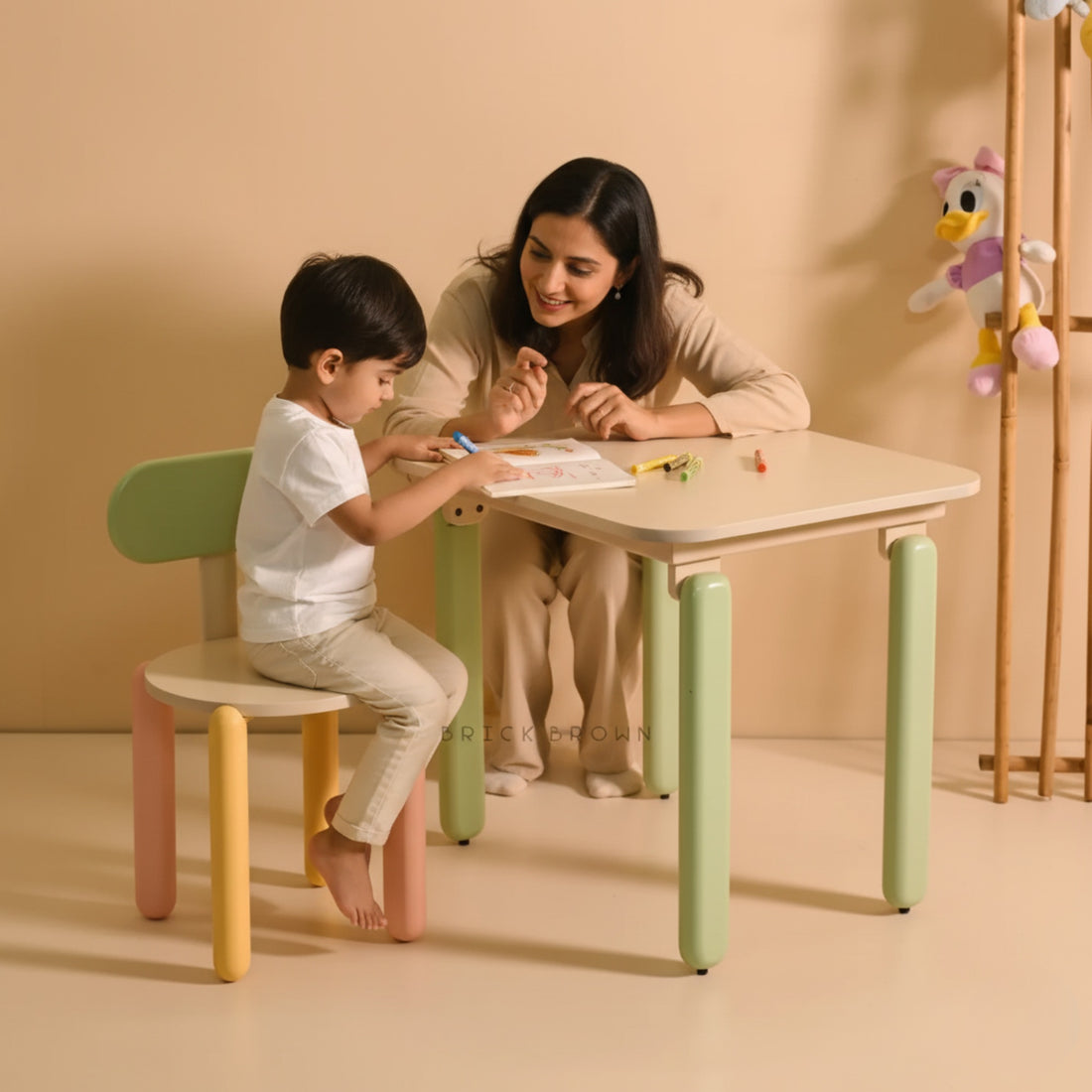 Bubblegum Desk with Chair
