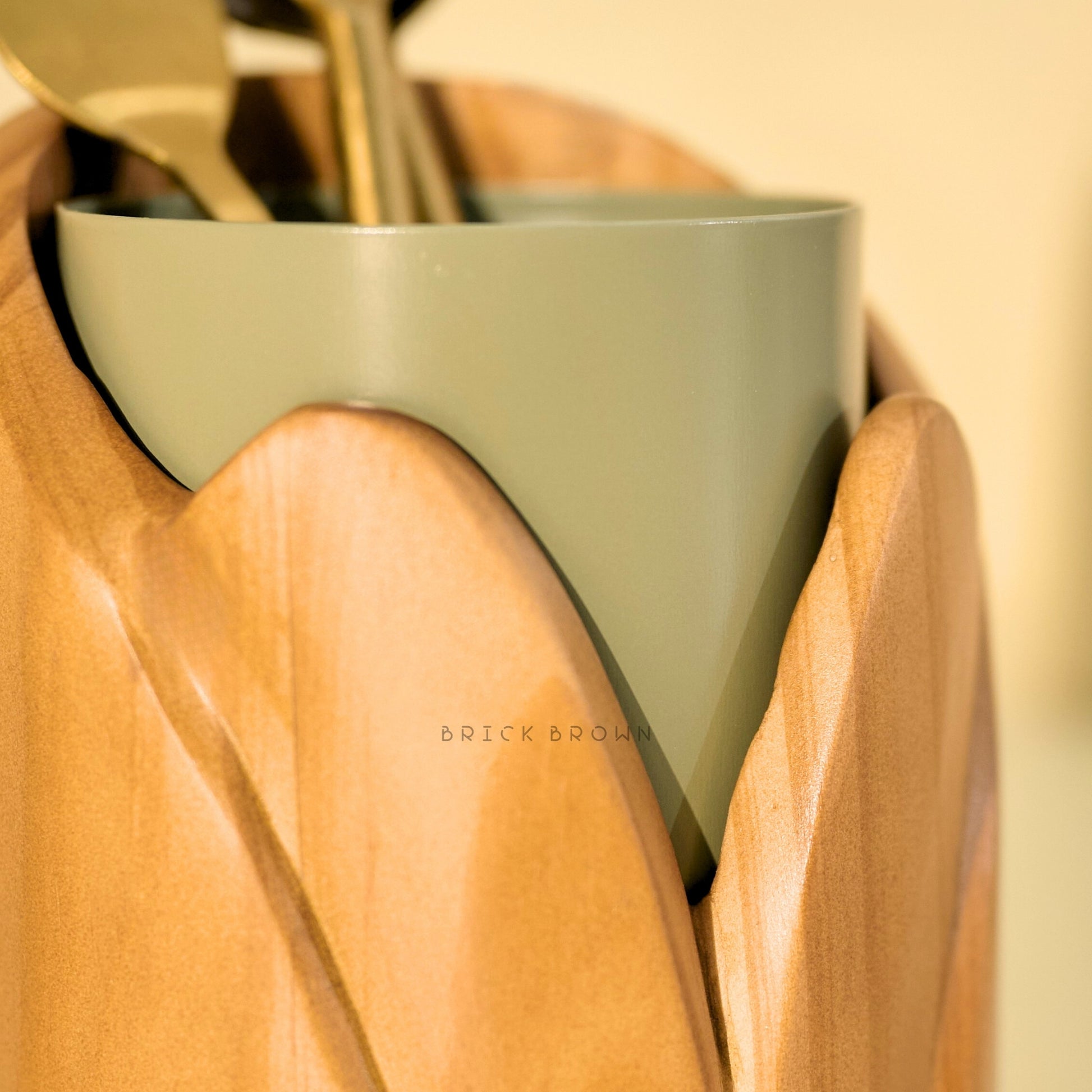 Tulip Cutlery Holder