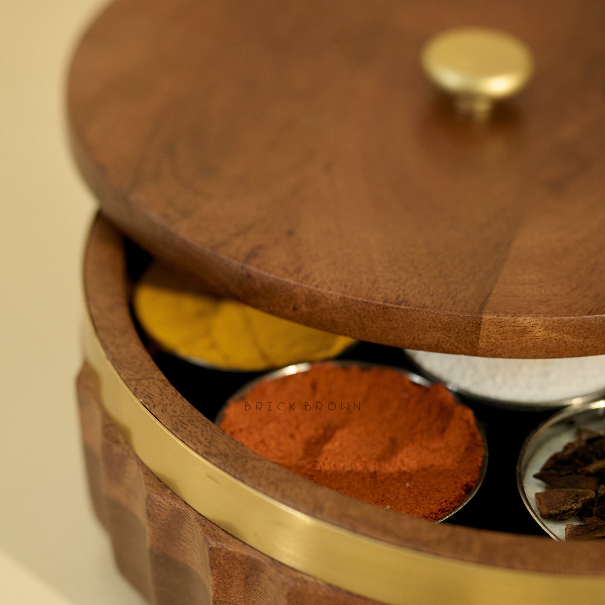 Zari Masala Box