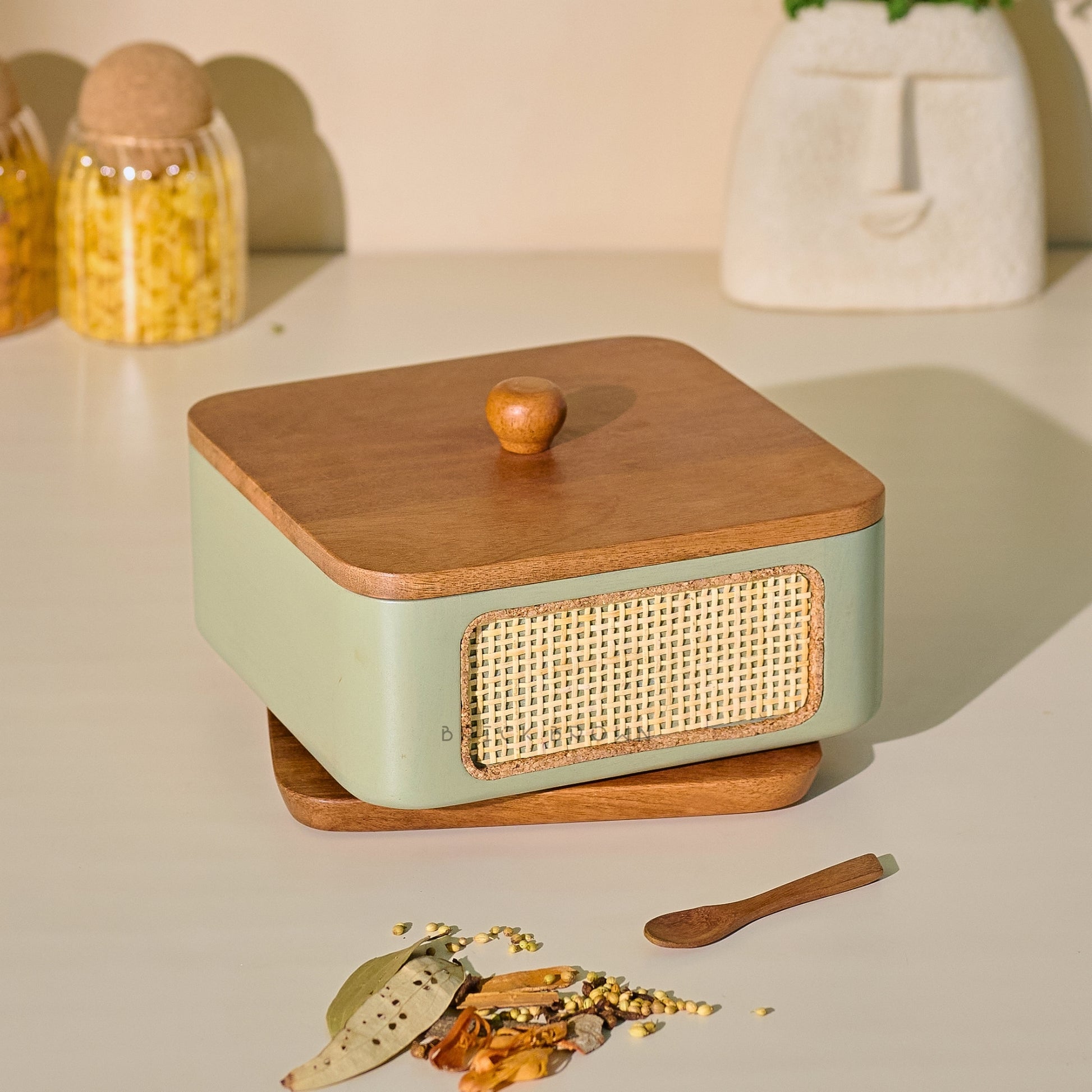 Jali Masala Box