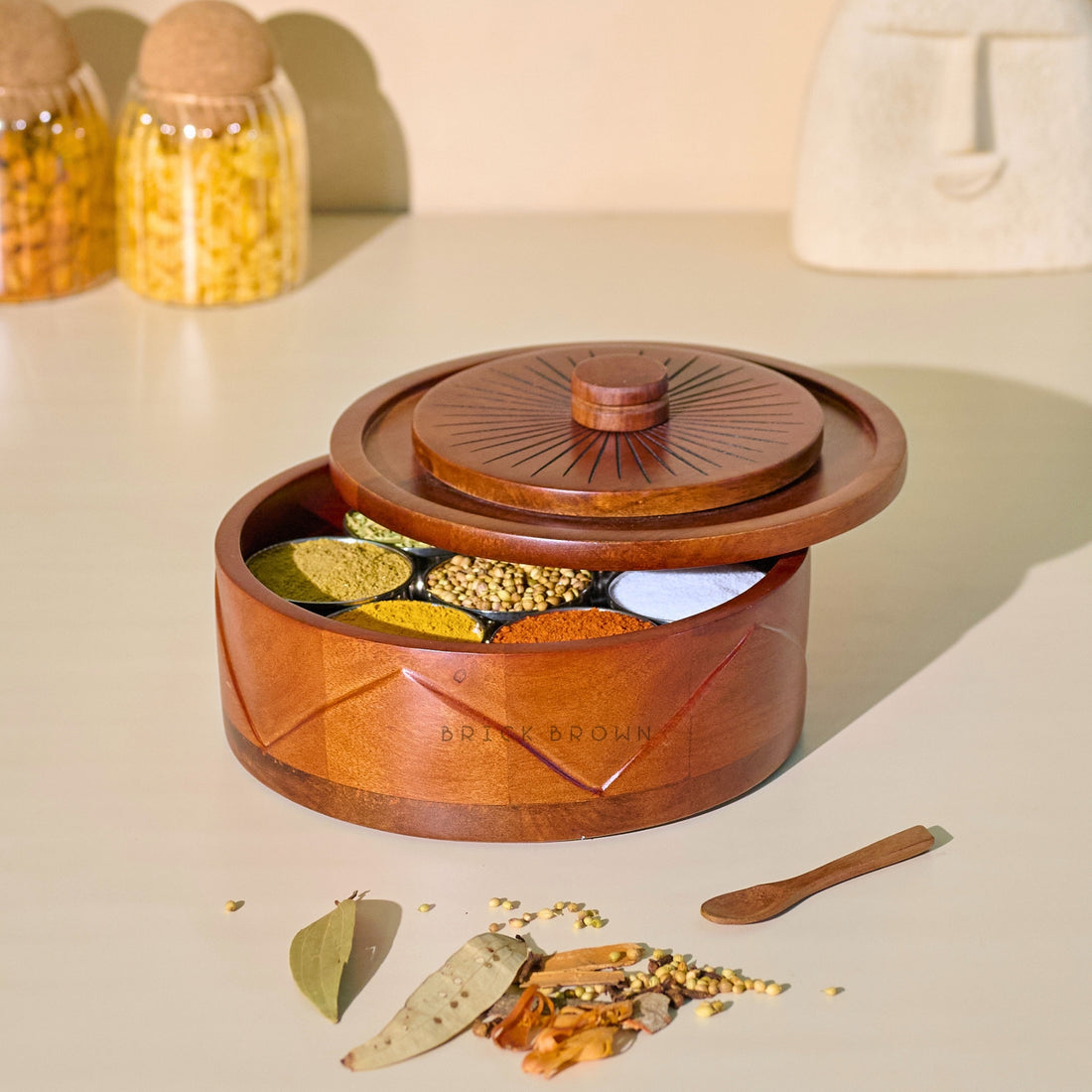 Roule Masala Box