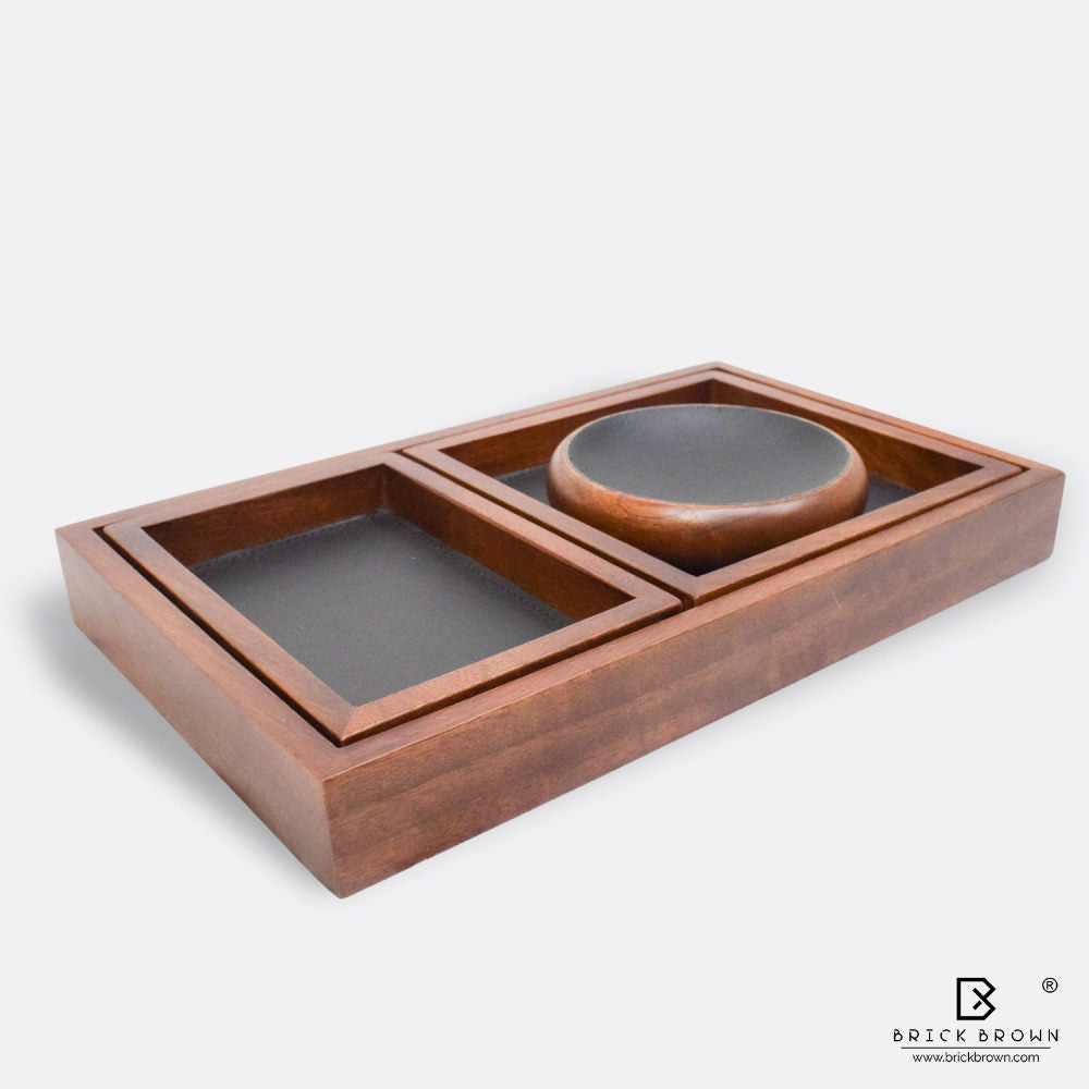 Set of Four Trays/Organizers in Mahogany and Vegan Leather