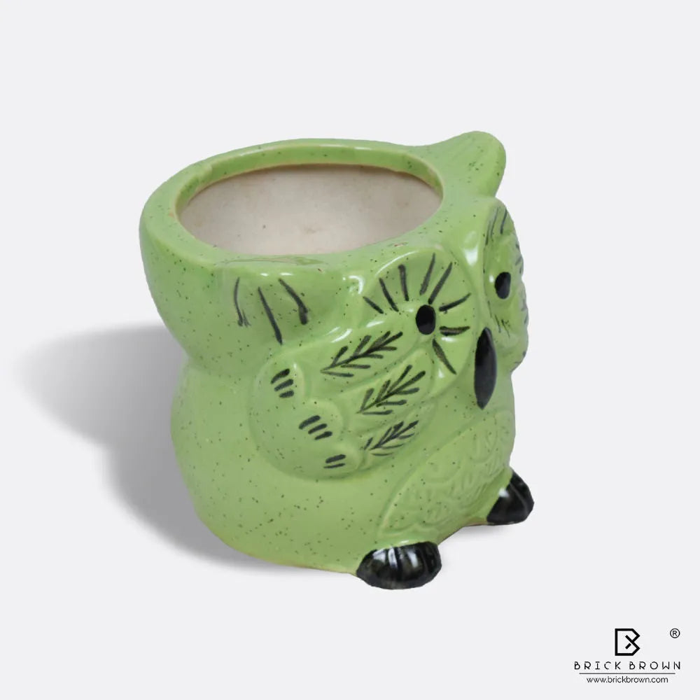 Mini Owl Planter in Green