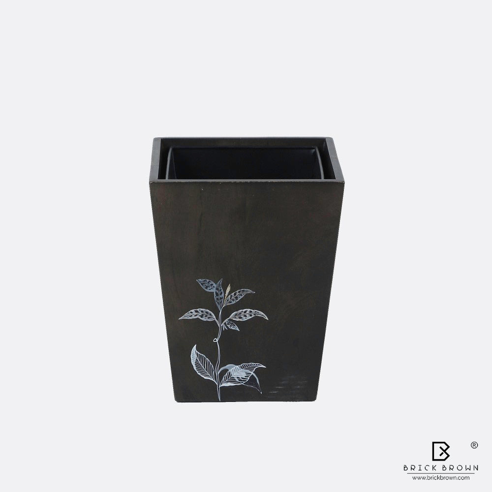 Dwindle Wastebasket from Handpainted Arums Collection